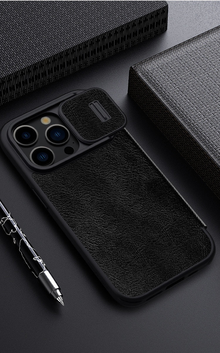 "Premium Kunstleder Handyhülle im Flip-Stil für iPhone 14 Pro Max - Einfaches Design und Schutz"