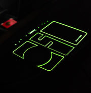 "4-in-1 Rutschfestes Auto-Telefon-Pad mit Parknummern-Karte, 360° Handyhalterung und Aromatherapie-Fach - Sichere und organisierte Fahrerlebnis"