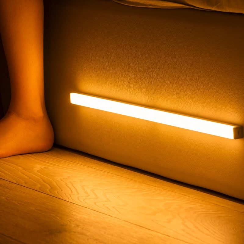 "LED Sensorleuchtleiste – Präzise Bewegungserkennung, Automatische Beleuchtung, Energieeffizient und Einfache Montage"