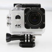 "4K Wasserdichte Action-Kamera für Sport - Perfekt für Tauchen, Surfen & Mountainbiking mit Weitwinkel-Linse, WiFi & Speicherkartenunterstützung"