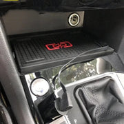 "Schnellladender Auto Handy-Ladegerät mit Zigarettenanzünder - Drahtlos, Rutschfestes Silikonpad"