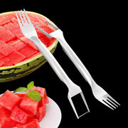 "2-in-1 Wassermelonen-Gabel und -Schneider aus Edelstahl: Leicht, tragbar und vielseitig einsetzbar für perfekt geschnittene Fruchtstücke"