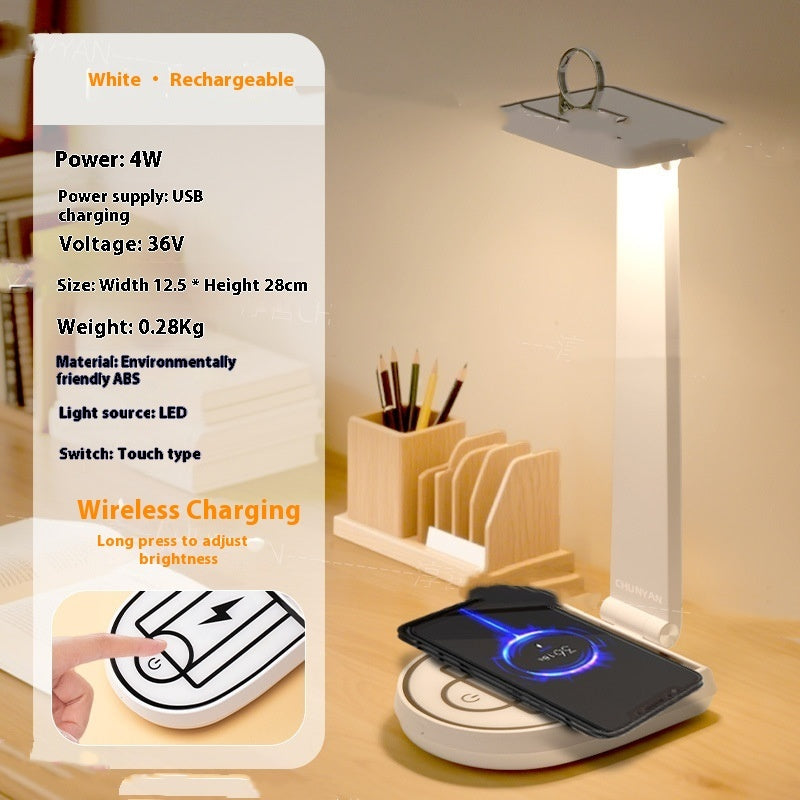 "Innovative Basketball-Ständer Tischlampe mit kabellosem Handy-Ladegerät - Design trifft Funktionalität"