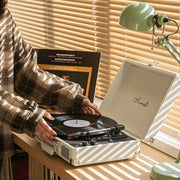 "Retro-Koffer-Plattenspieler mit Bluetooth, Tragbares Lederdesign, Ruby-Nadel & Integrierten Lautsprechern für Klarer Klang"