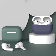 "Premium Silikon Schutzhülle für AirPods Pro - Kompatibel mit Apple iPhone Modellen"