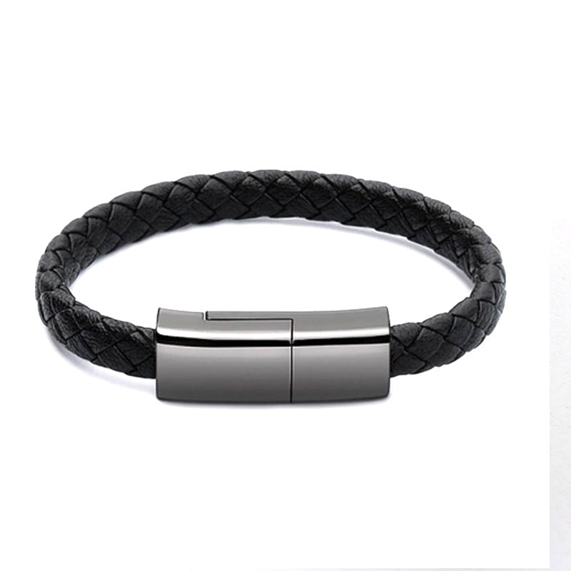 "Multifunktionales Lederarmband mit integriertem USB-C, iPhone 14/13 Max und Micro USB Ladekabel - Tragbares, langlebiges und stilvolles Zubehör in Schwarz"