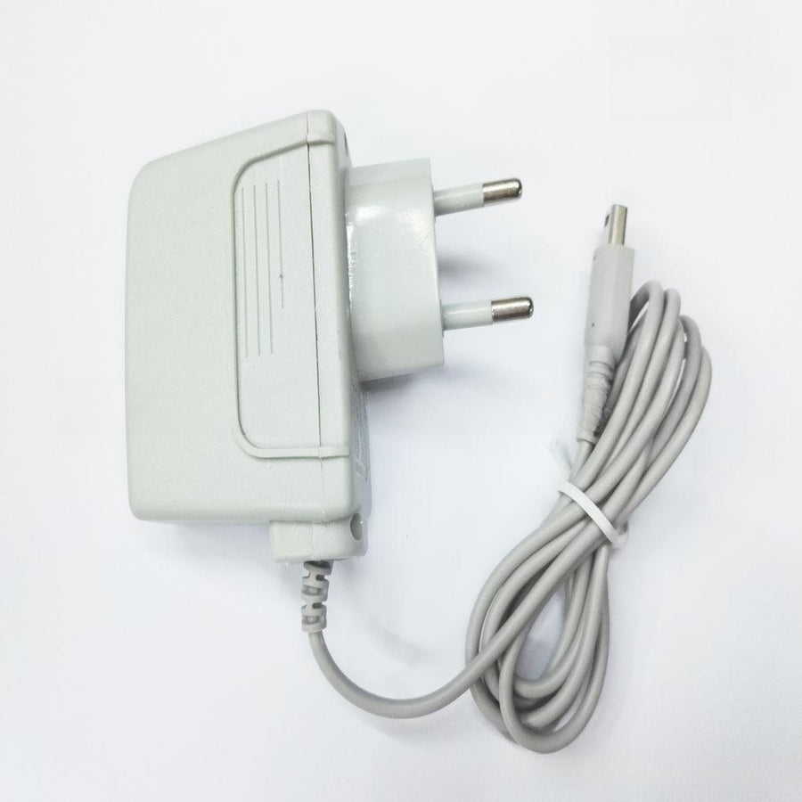 "Universeller Nintendo 2DS/3DS/NDSI/3DSXLLL Spielkonsole Power Adapter - Langlebige PVC/ABS Material - Ideal für Alter 8-50"