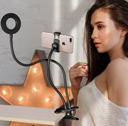 "Verstellbares LED Selfie Ringlicht mit 8cm Standfuß - Ideal für Live-Übertragungen und Makeup, 3 Lichtfarben, 10 Helligkeitsstufen, Universal Handyhalterung"