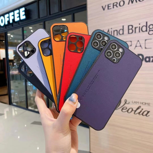 "Premium Kunstleder Schutzhülle für Apple iPhone - Stoßfest & Hitzeableitend - In Vielfältigen Farben und Stilen"