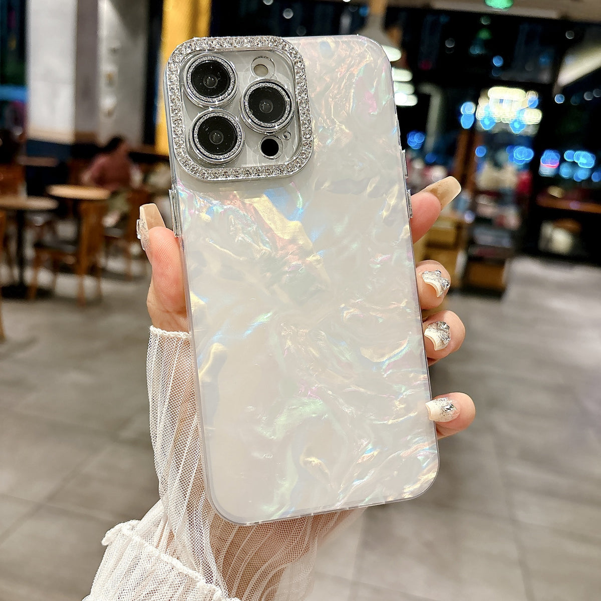 "Silberne Wasserwellen-Handyhülle, Anti-Fall und Anti-Fingerprint, Kompatibel mit iPhone 11, 12, X, 14, XR, XS Max und mehr"