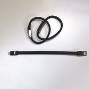 "Multifunktionales Lederarmband mit integriertem USB-C, iPhone 14/13 Max und Micro USB Ladekabel - Tragbares, langlebiges und stilvolles Zubehör in Schwarz"