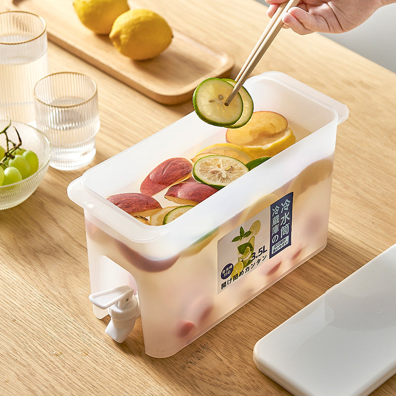"Großkapazität Kühlschrank Aufbewahrungskrug mit Wasserhahn, Lebensmittelechter PP-Kunststoff, 3.5L - Ideal für Säfte und Eistee"