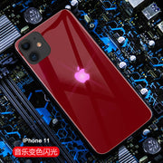 "Leuchtende Handyhülle für iPhone 11 Pro, XS Max, XR & 13: Sprachgesteuertes Farblicht, Gehärtetes Glas, Verschiedene Farben & Muster"