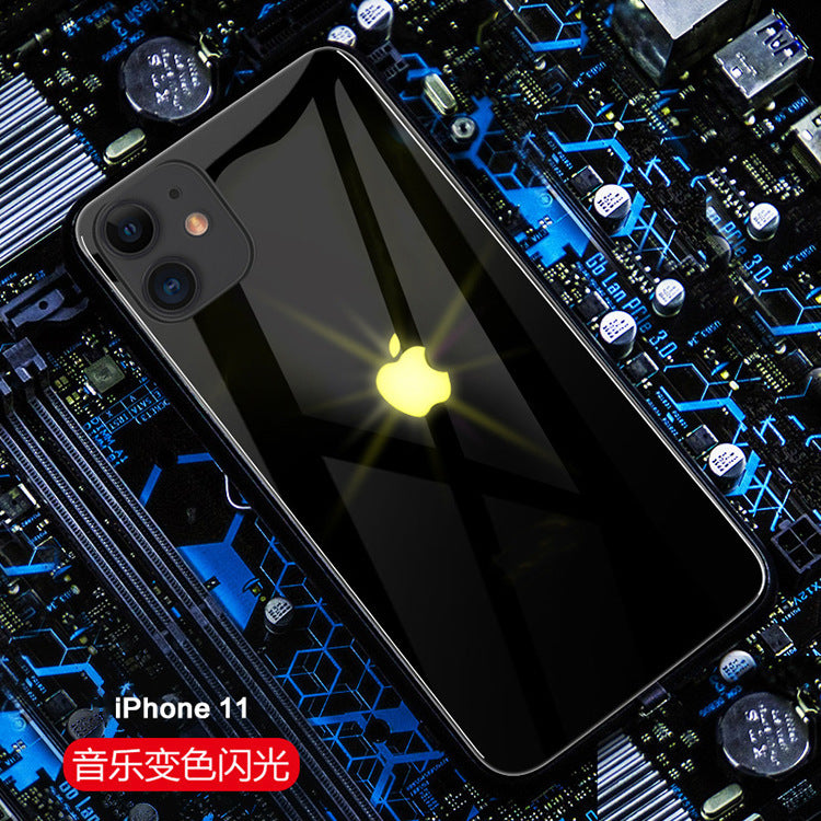 "Leuchtende Handyhülle für iPhone 11 Pro, XS Max, XR & 13: Sprachgesteuertes Farblicht, Gehärtetes Glas, Verschiedene Farben & Muster"