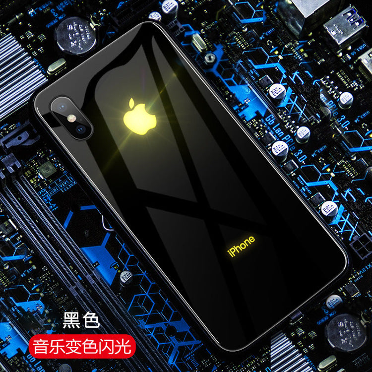 "Leuchtende Handyhülle für iPhone 11 Pro, XS Max, XR & 13: Sprachgesteuertes Farblicht, Gehärtetes Glas, Verschiedene Farben & Muster"
