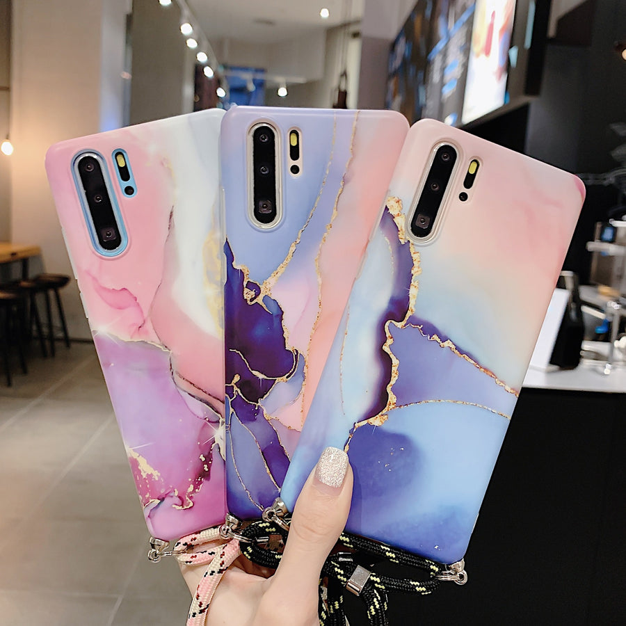"Modische Marmormuster Samsung Handyhülle mit Lanyard in Pink, Dunkelblau und Hellgrün - TPU Rückenschutz"