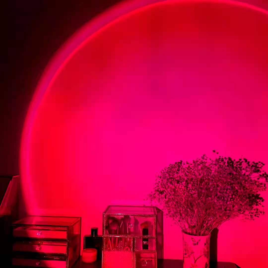 "Wiederaufladbare Regenbogen-Projektionslampe - Luxuslicht Atmosphäre in Sonnenuntergang Rot"