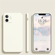 "Exklusive Liquid Silikon Handyhülle mit feinen Löchern und geraden Kanten für iPhone - Einfacher Stil, Solide Farbe"