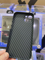"Ultra-dünne Kevlar Handyhülle, PC-Kohlefaser, 3D-Trenddesign, Stoß- und Verschleißfest für iPhone 13/14 Serie"