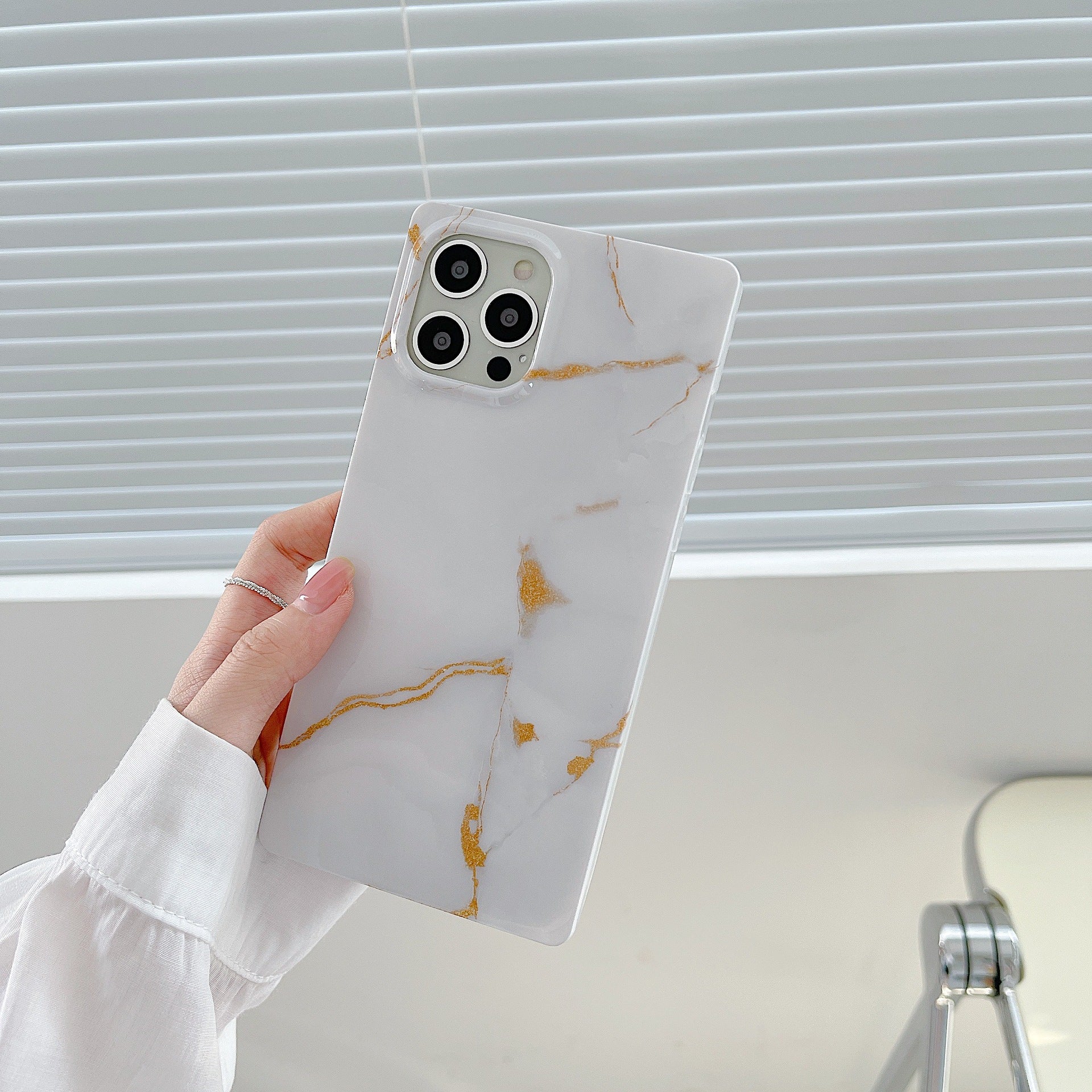 "Stilvolle Marmormuster Silikon Handyhülle - Rutschfeste Kante, Mode & Schutz für iPhone Modelle"
