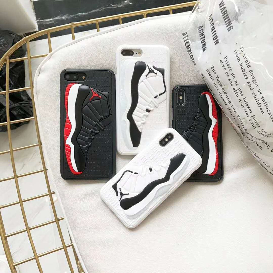 "Jordan Big Devil Sneaker Handyhülle - Kompatibel mit iPhone Modellen, TPU Material, Vielfältige Farben"